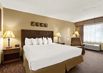 Best Western Center Pointe Inn hotel thumbnail 6