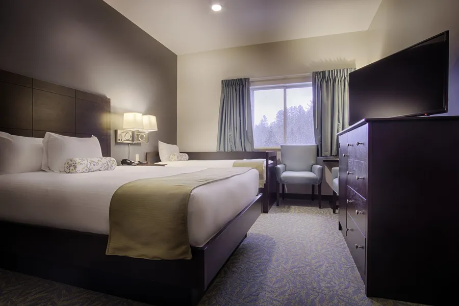 Sun & Ski Inn And Suites hotel detail image 2