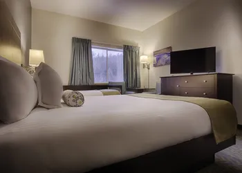 Sun & Ski Inn And Suites hotel thumbnail 3