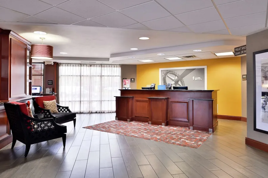 Hampton Inn Norfolk/Virginia Beach hotel detail image 6