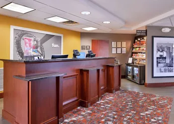 Hampton Inn Norfolk/Virginia Beach hotel thumbnail 7