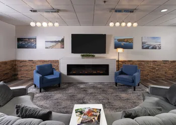 Harbor Shores on Lake Geneva hotel thumbnail 2