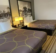 Delavan Inn and Suites hotel detail image 4
