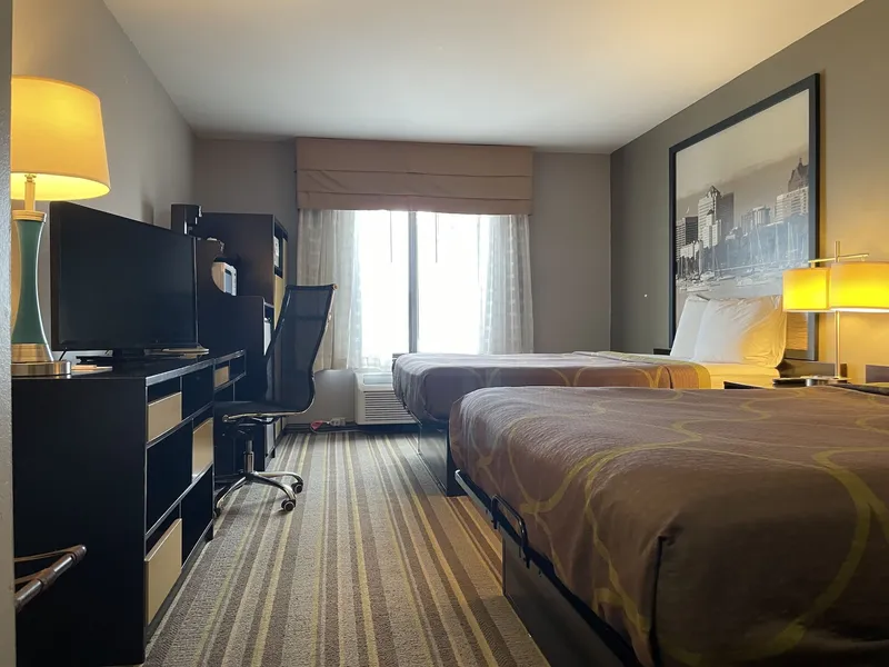 Delavan Inn and Suites hotel detail image 6