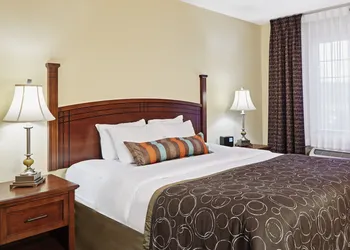 Staybridge Suites Milwaukee Airport South by IHG hotel thumbnail 4