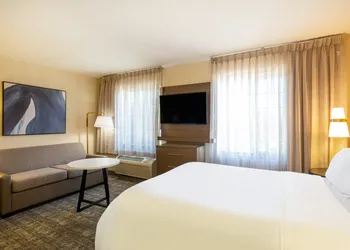 Staybridge Suites Milwaukee Airport South by IHG hotel thumbnail 8