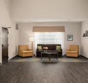 SureStay by Best Western Summerville Flowertown hotel detail image 4