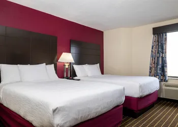 Baymont Inn & Suites by Wyndham Mukwonago hotel thumbnail 6