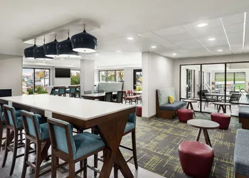 Hampton Inn Milwaukee/Brookfield hotel thumbnail 4