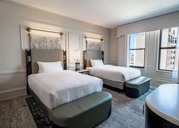 The Pfister Hotel hotel thumbnail 8