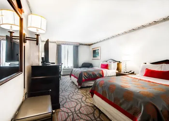 Ramada Plaza by Wyndham Atlanta Airport hotel thumbnail 6