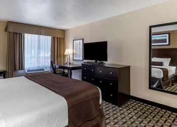 Best Western Plus Las Vegas West hotel thumbnail 6