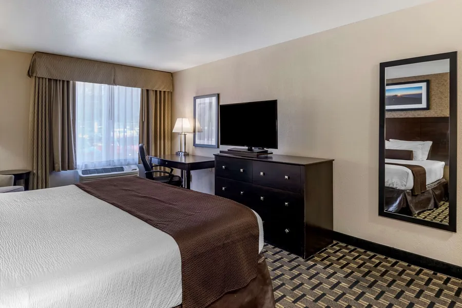Best Western Plus Las Vegas West hotel detail image 6