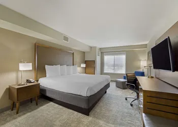 Best Western Plus Henderson Hotel hotel thumbnail 8