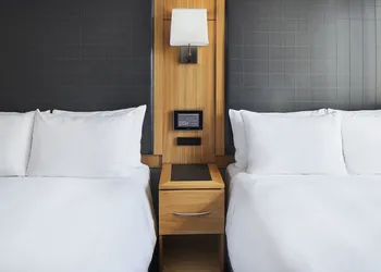 Club Quarters Hotel, World Trade Center hotel thumbnail 8