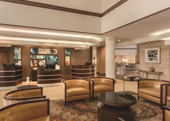 Embassy Suites by Hilton Orlando International Dr ICON Park hotel thumbnail 2
