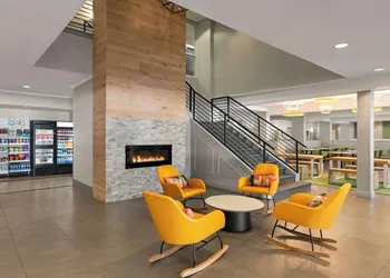 Spark by Hilton Orlando Universal Blvd hotel thumbnail 3