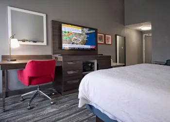 Hampton Inn Oklahoma City/Yukon hotel thumbnail 5