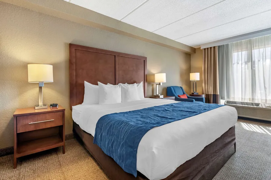 Comfort Inn & Suites Orlando North hotel detail image 6