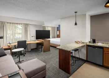 Residence Inn by Marriott Orlando East/UCF Area hotel thumbnail 4