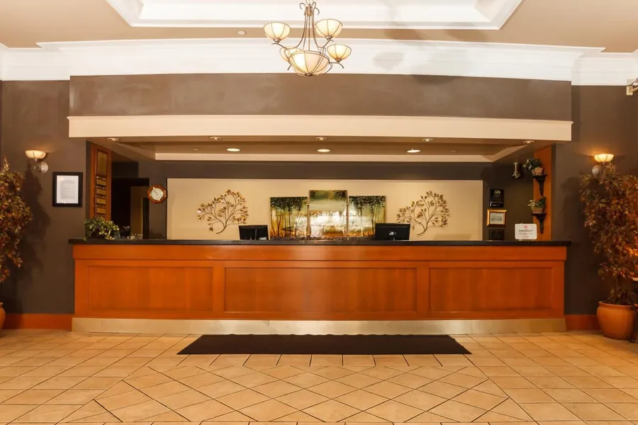 The Glenmore Inn & Convention Centre hotel detail image 6