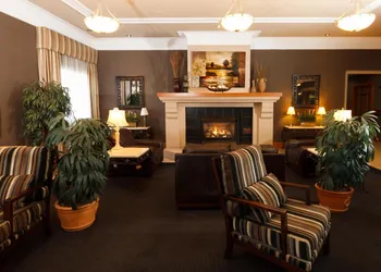 The Glenmore Inn & Convention Centre hotel thumbnail 7