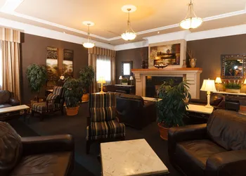 The Glenmore Inn & Convention Centre hotel thumbnail 8