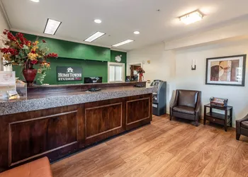 HomeTowne Studios by Red Roof Orlando South hotel thumbnail 4