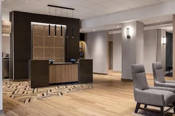 Hyatt Place Orlando Airport hotel thumbnail 3