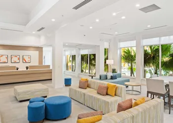 Hilton Garden Inn Fort Lauderdale Airport-Cruise Port hotel thumbnail 3