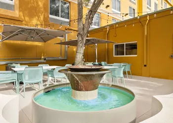 Hilton Garden Inn Fort Lauderdale Airport-Cruise Port hotel thumbnail 6
