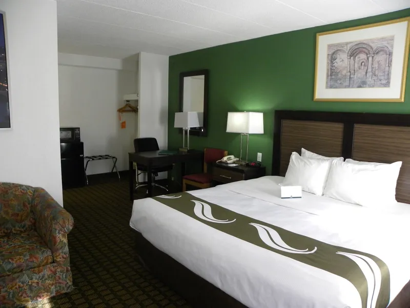 Quality Inn Mt. Vernon hotel detail image 6