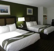 Quality Inn Mt. Vernon hotel detail image 7