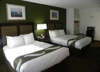 Quality Inn Mt. Vernon hotel thumbnail 7