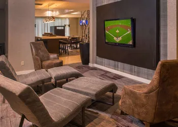 Sonesta Select Arlington Rosslyn hotel thumbnail 3