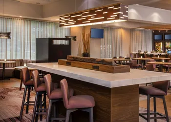 Sonesta Select Arlington Rosslyn hotel thumbnail 4