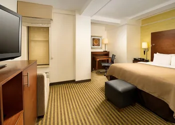 Comfort Inn Downtown DC/Convention Center hotel thumbnail 8