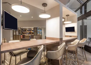 Crowne Plaza College Park - Washington DC by IHG hotel thumbnail 6