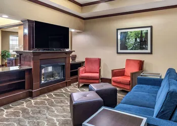 Comfort Suites Shreveport West I-20 hotel thumbnail 5