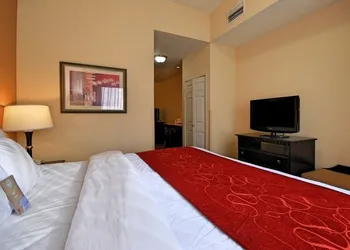 Comfort Suites Shreveport West I-20 hotel thumbnail 8