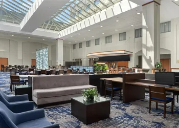 Embassy Suites Boston Logan Airport hotel thumbnail 3