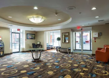 Howard Johnson Plaza by Wyndham by the Falls Niagara Falls hotel thumbnail 4