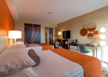 Howard Johnson Plaza by Wyndham by the Falls Niagara Falls hotel thumbnail 6