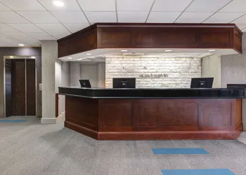 Days Inn by Wyndham Niagara Falls Near The Falls hotel thumbnail 5