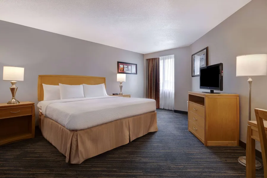 Days Inn by Wyndham Niagara Falls Near The Falls hotel detail image 6