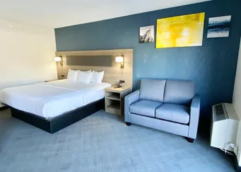 Comfort Inn St. Catharines hotel thumbnail 7