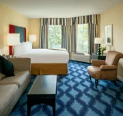 Plaza Inn & Suites at Ashland Creek hotel detail image 4