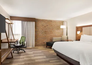 Holiday Inn Express San Antonio-Airport by IHG hotel thumbnail 3