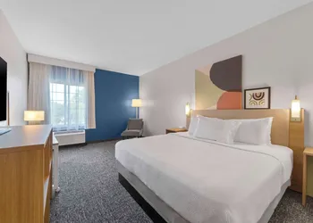 Spark by Hilton San Antonio Dominion hotel thumbnail 8