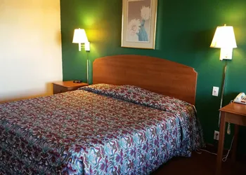 Stay Express Inn Near Downtown San Antonio TX hotel thumbnail 6